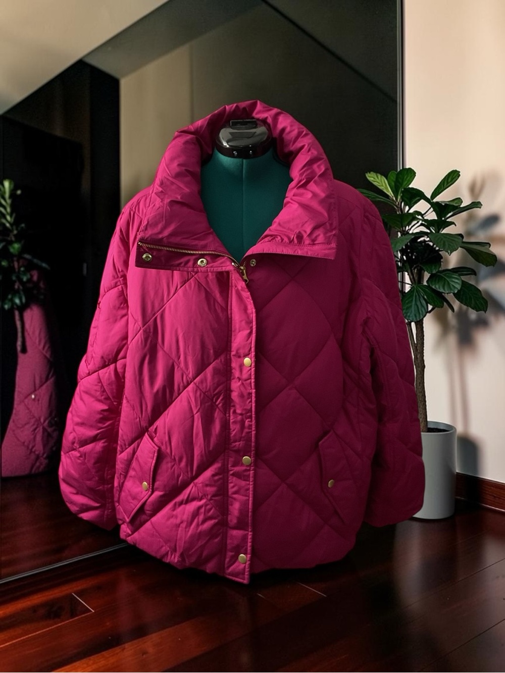 NWOT Talbots Quilted Puffer Jacket in Deep Fuchsia P:28” L:32.5”